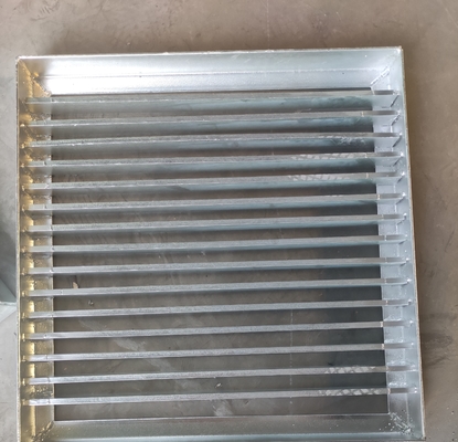 Gegalvaniseerde het Staalgrating van kleermakersmade silver pressure Lassen voor Installatieplatform
