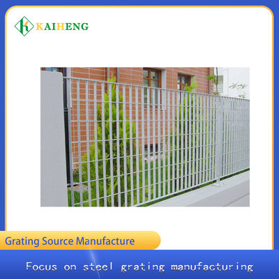 Gegalvaniseerd Staal die de Villa van Mesh Steel Netting For Farm van de 1,5 Duimdraad raspen