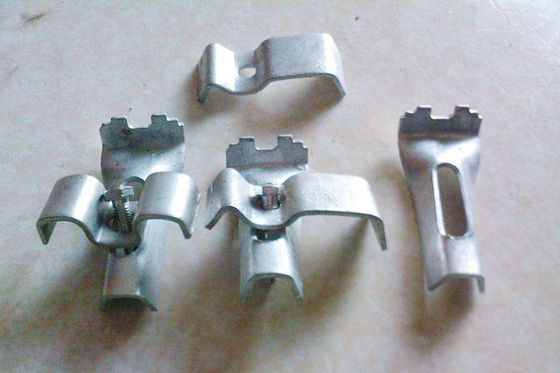 De Bargrating van het zadelstaal Klemmen Gegalvaniseerde Installatieklem