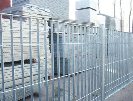 Gegalvaniseerd Staal die de Villa van Mesh Steel Netting For Farm van de 1,5 Duimdraad raspen