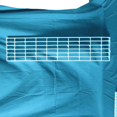 Buitent1 van de Tredeloopvlakken niet van het Misstapmetaal Ladder Gegalvaniseerde de Stapplaat