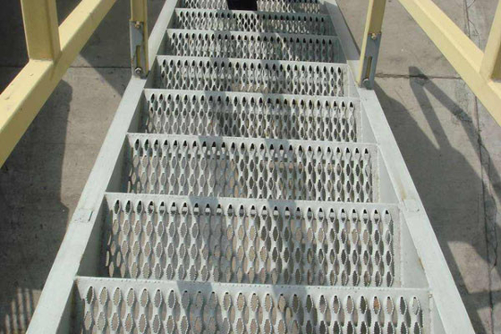 Gegalvaniseerde Staalgrating betreedt 60mm Hoogte Dragende Bars